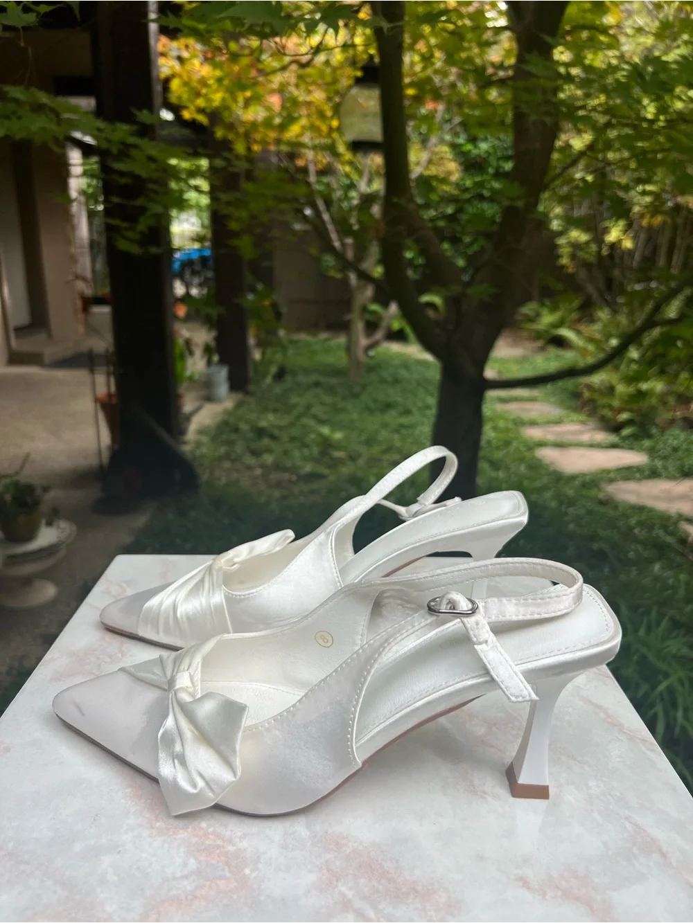Coutgo Womens Slingback High Heels with Bow Tie Accent.